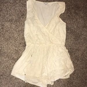 LARGE AMERICAN EAGLE CREAM ROMPER